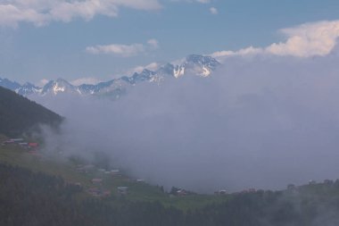 Kackar dağları ve sal yaylaları, chaletler