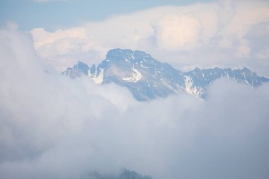 Kakar dağları ve chaletler, doğal yaşam..