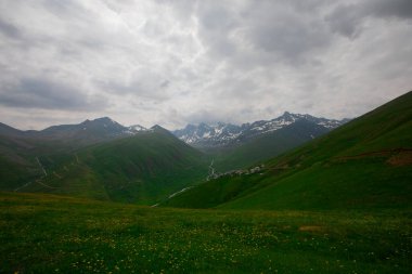 Burası Türkiye 'nin Karadeniz Bölgesi, dağlar Kackars.