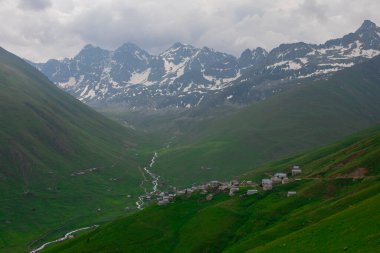 Burası Türkiye 'nin Karadeniz Bölgesi, dağlar Kackars.