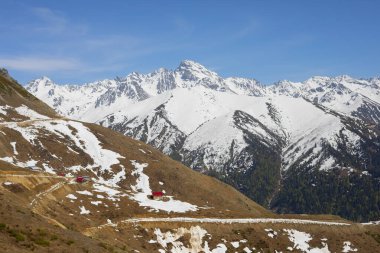 Kackar sıradağları ve yaşam, doğal yaşamla yaşayan insanlar, kış şartları zor..