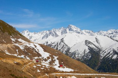 Kackar sıradağları ve yaşam, doğal yaşamla yaşayan insanlar, kış şartları zor..