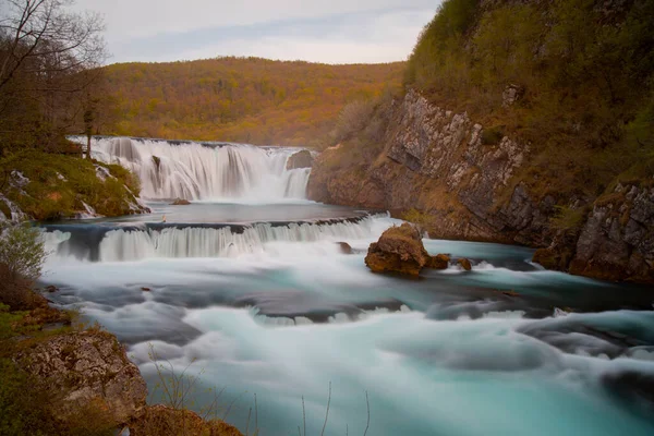 Fluss Una Und Platz Zum Entspannen Nationalpark Una Bei Bihac Stockbild