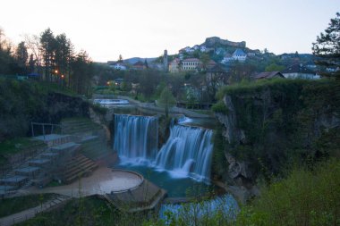 Bosna-Hersek 'in Jajce kentinde güzel şelaleler