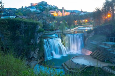 Bosna-Hersek 'in Jajce kentinde güzel şelaleler