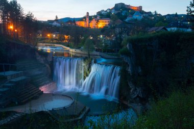 Bosna-Hersek 'in Jajce kentinde güzel şelaleler