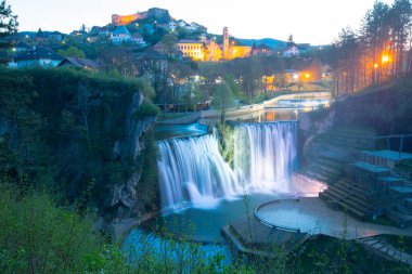 Bosna-Hersek 'in Jajce kentinde güzel şelaleler