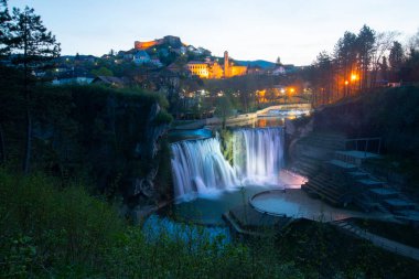 Bosna-Hersek 'in Jajce kentinde güzel şelaleler
