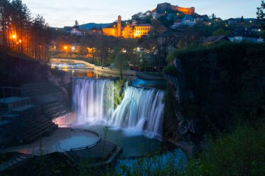 Bosna-Hersek 'in Jajce kentinde güzel şelaleler
