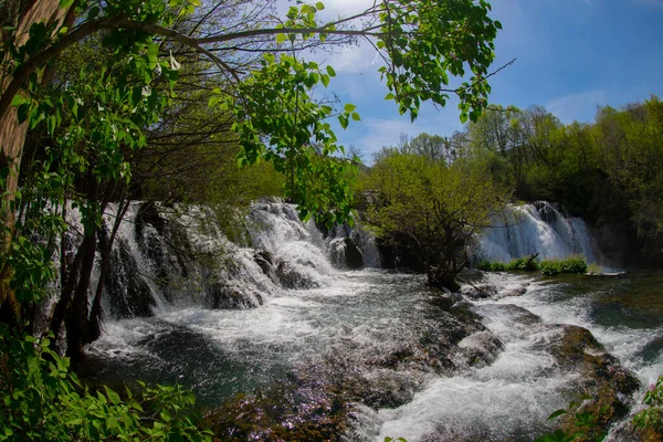 Martin Brod 'un Şelaleleri Una Ulusal Parkı, Bosna-Hersek' te
