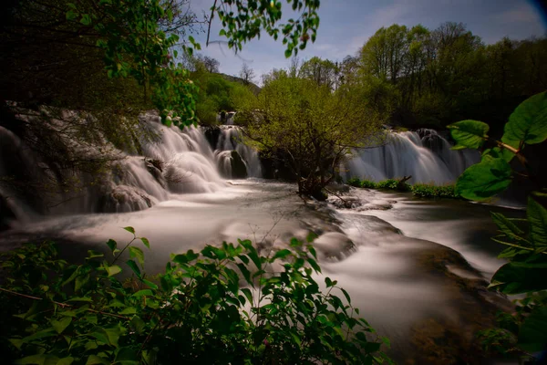 Martin Brod 'un Şelaleleri Una Ulusal Parkı, Bosna-Hersek' te