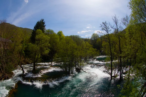 Martin Brod 'un Şelaleleri Una Ulusal Parkı, Bosna-Hersek' te