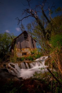 Şelale Strbacki Buk Bosna 'daki Una Nehri üzerinde