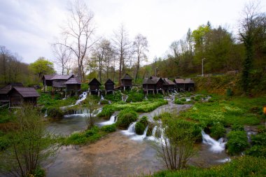 Şelale Strbacki Buk Bosna 'daki Una Nehri üzerinde