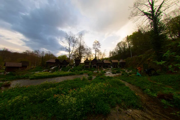 Petits Moulins Bois Construits Dessus Des Chutes Eau Jajce Bosnie — Photo