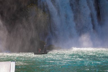 Kravice Şelaleleri, Bosna-Hersek 'te bir Doğa Mucizesi. Kravice şelaleleri, orijinal adıyla Kravica şelaleleri, Sovyetler Birliği 'nin en güzel doğal alanlarından biridir.