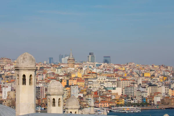 Galata Kulesi ve İstanbul Görüşü / Türkiye