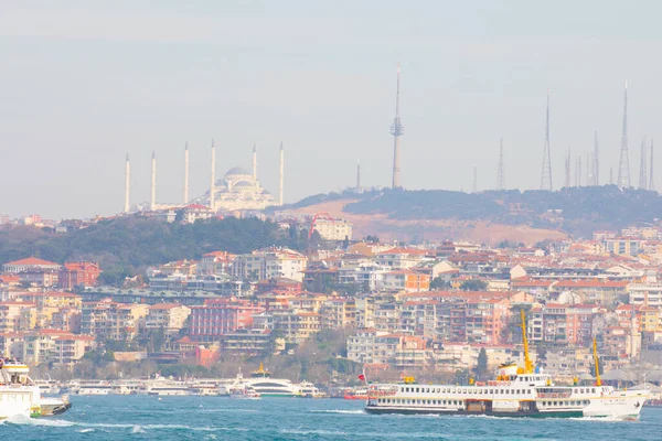 Galata Kulesi ve İstanbul Görüşü / Türkiye