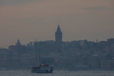 İstanbul Büyükşehir Manzarası, Bakire Kulesi, Ayasofya, Sultanahmet Camii.