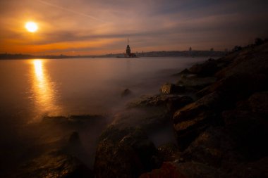 İstanbul Büyükşehir Manzarası, Bakire Kulesi, Ayasofya, Sultanahmet Camii.