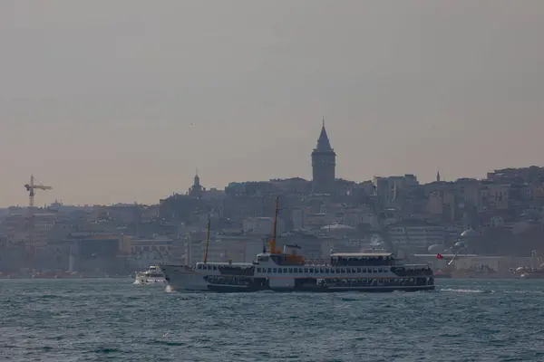 Storstadsutsikt Över Istanbul Jungfrutornet Hagia Sophia Sultanahmet Moskén — Stockfoto