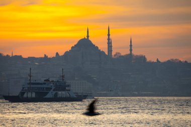 Başkent İstanbul silueti ve Süleyman Camii