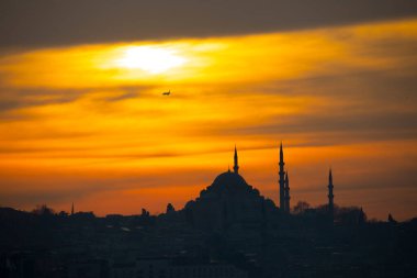 Başkent İstanbul silueti ve Süleyman Camii