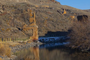 Tarihi Ani Harabeleri ve Kış Manzaraları, Kars, Türkiye. Doğu, kapı..
