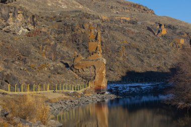 Tarihi Ani Harabeleri ve Kış Manzaraları, Kars, Türkiye. Doğu, kapı..