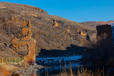 Tarihi Ani Harabeleri ve Kış Manzaraları, Kars, Türkiye. Doğu, kapı..