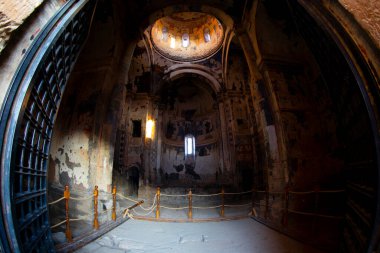Türkiye 'nin Kars kentinde Ani kar altında tarihi kalıntılar