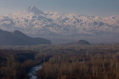 Ermenistan ve Doğu Yazı Sınır Kapısı, Acı Yolu