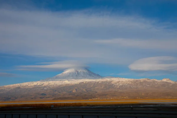 Ishak Paşa Sarayı Mount Pain View Doubeyazt Türkiye — Stok fotoğraf