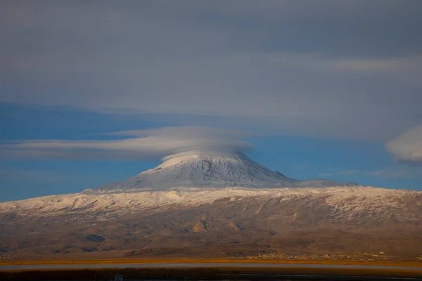 Ishak Paşa Sarayı Mount Pain View Doubeyazt Türkiye — Stok fotoğraf