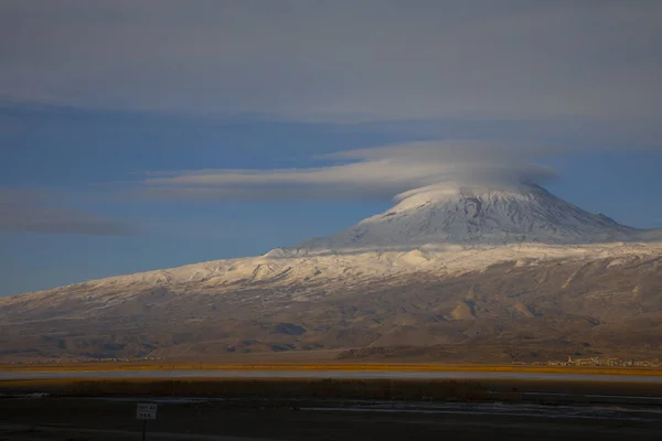 Ishak Paşa Sarayı Mount Pain View Doubeyazt Türkiye — Stok fotoğraf