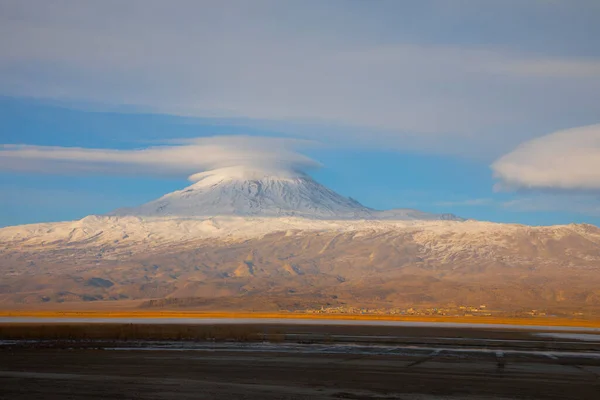 Ishak Paşa Sarayı Mount Pain View Dogubeyazt Türkiye — Stok fotoğraf