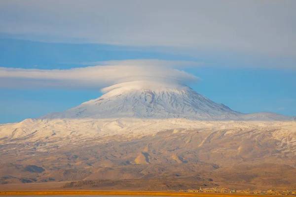 Ishak Paşa Sarayı Mount Pain View Dogubeyazt Türkiye — Stok fotoğraf