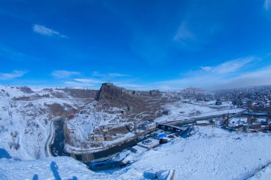 Kars Şatosu ve Kars Şehir Merkezi