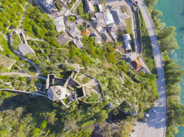 Pocitel, 1383 yılında Bosna Kralı I. Stjepan Tvrtko tarafından Neretva Nehri kıyısında bir savunma noktası olarak kurulmuştur..