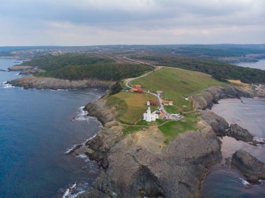Sinop 'tan Nceburun deniz fenerinin hava görüntüsü