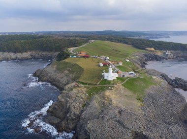 Sinop 'tan Nceburun deniz fenerinin hava görüntüsü