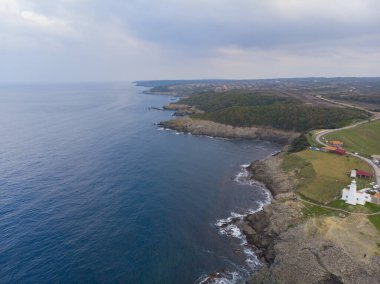 Sinop 'tan Nceburun deniz fenerinin hava görüntüsü