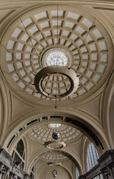 Barcelona'da eski Tren İstasyonu