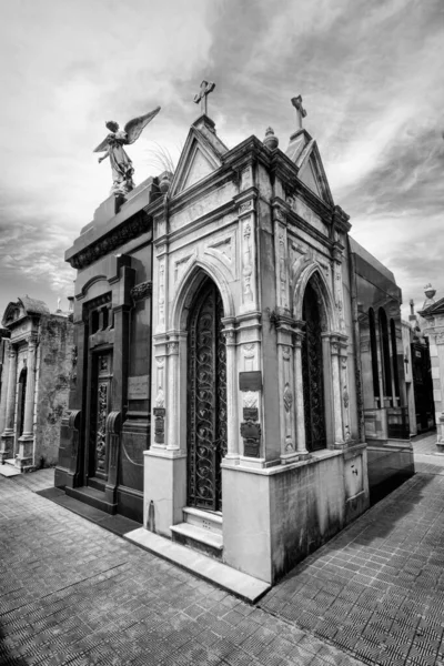 Antiguo Abandonado Cementerio —  Fotos de Stock