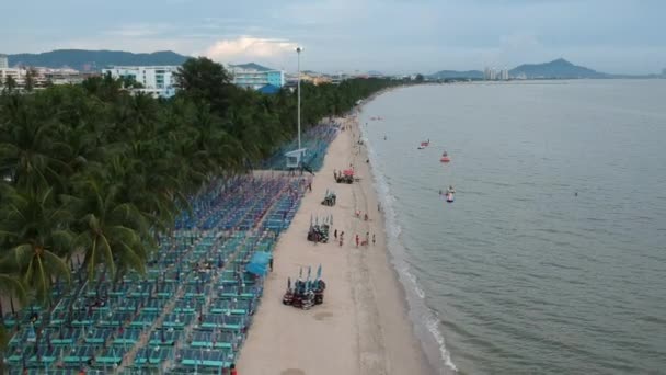 チョンブリ タイのバンセンビーチの航空写真 — ストック動画