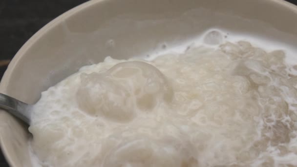 Elaboración Arroz Dulce Pegajoso Con Fruta Larga Leche Coco Cámara — Vídeos de Stock