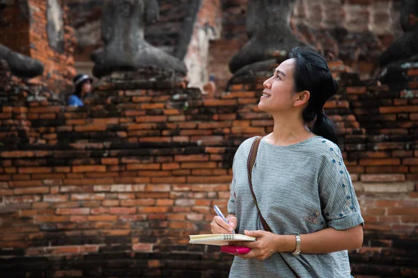 Krásné Ženy Thajsko Ayutthaya Historical Park — Stock fotografie