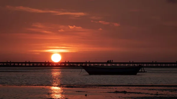 在海上的日落风景 — 图库照片