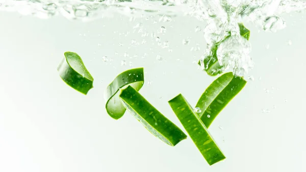 Bazı su sağlıklı arka plan Aloe vera