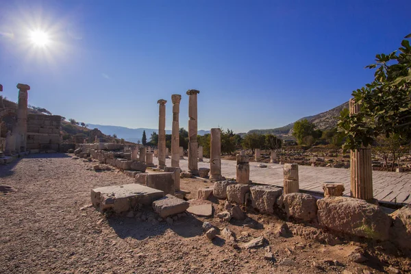 Ερείπια Ενός Αρχαίου Ναού Για Την Πόλη Της Εφέσου — Φωτογραφία Αρχείου